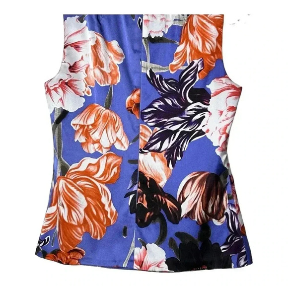 1929. ELIE TAHARI SLEEVELESS SATIN MATERIAL TOP FLORAL PATTERN SIZE SMALL - Picture 7 of 7